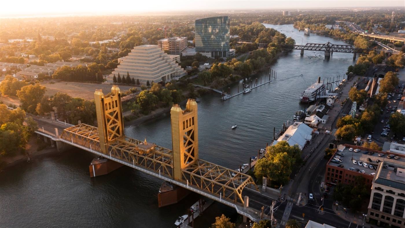 Aerial view of the Tower Bridge over the Sacramento River